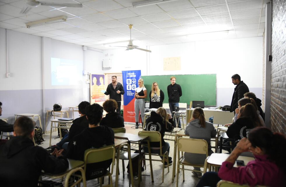 “A la Par: más educación más trabajo” comenzó a recorrer escuelas en este 2023