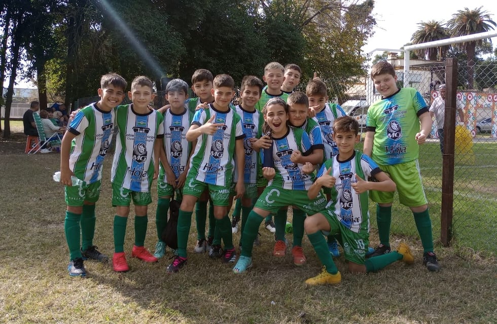 El equipo de Arroyito debutó con goleada en el Torneo de Fútbol Infantil de Canal 12