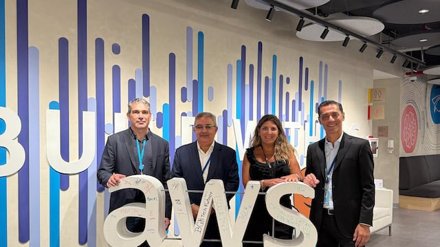 La provincia recibirá programas de formación, créditos en la nube y recursos para emprendedores.
