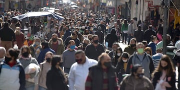 Los comercios con atención dispar en Carnaval.