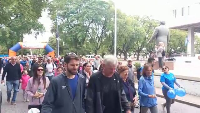 Caminata por los 40 años de APADIR