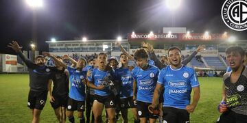 La Octava de Belgrano festejó tras vencer a Ferro por penales (@Belgrano).