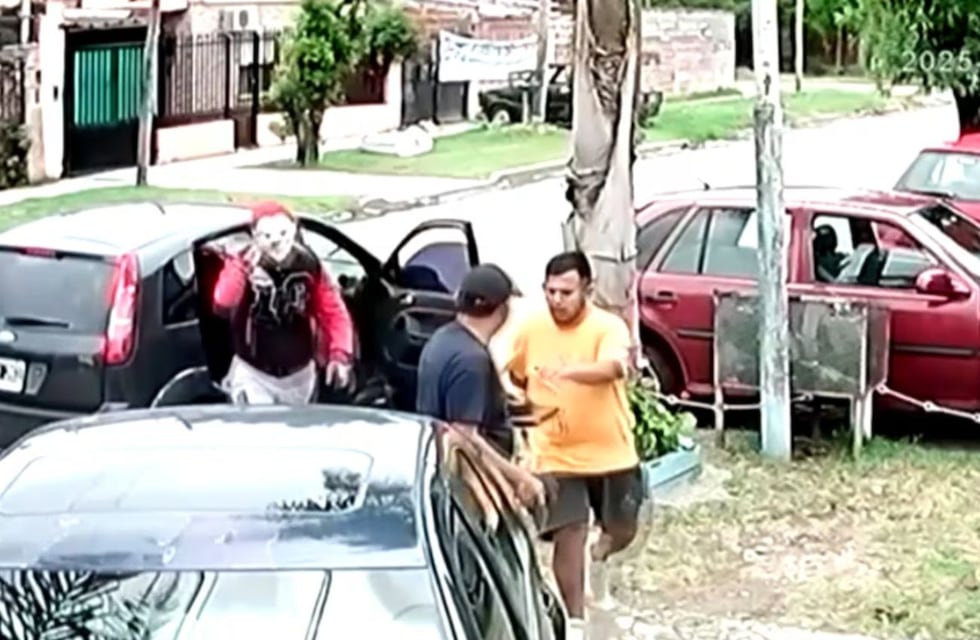 Quién es “Tenazas”, el delincuente que robaba con una máscara de payaso y fue detenido en José C. Paz