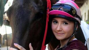 La jocketa mendocina Florencia Giménez cumple 2 meses del accidente y tiene una leve mejoría