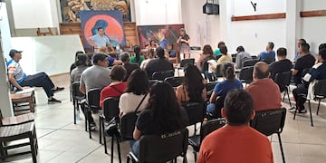 Docentes del nivel secundario y terciario decidieron retomar esta semana medidas de fuerza en demanda de negociaciones paritarias.