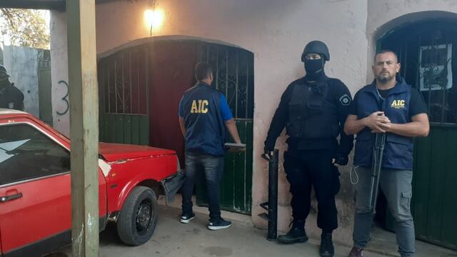 Allanamientos en Frontera