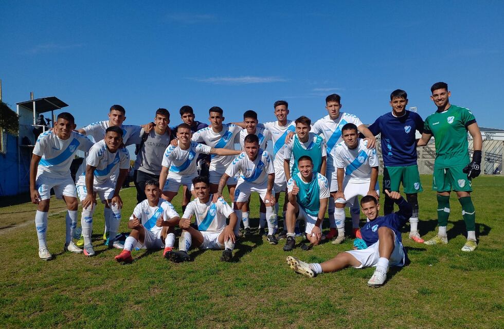 Bruno Cazanave Ludueña jugó en la reserva de Temperley ante Chacarita