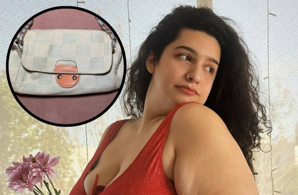 La influencer Onlinemami vende ropa usada y estallaron las redes por el estado de las prendas