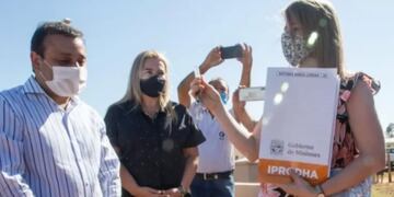 Entregaron 236 viviendas a familias de Posadas