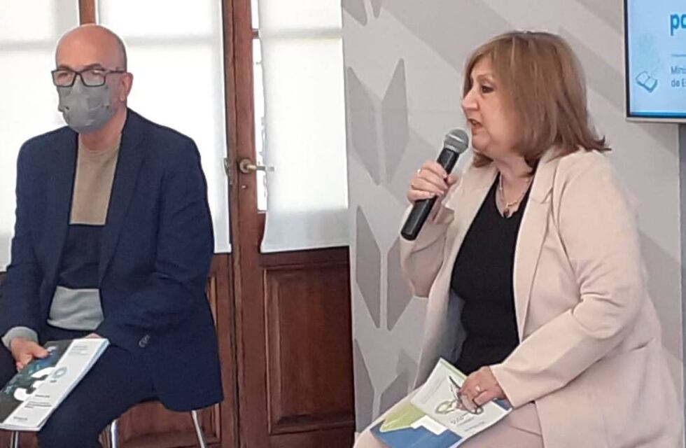 Adriana Cantero confirmó la reapertura de la paritaria docente en Santa Fe