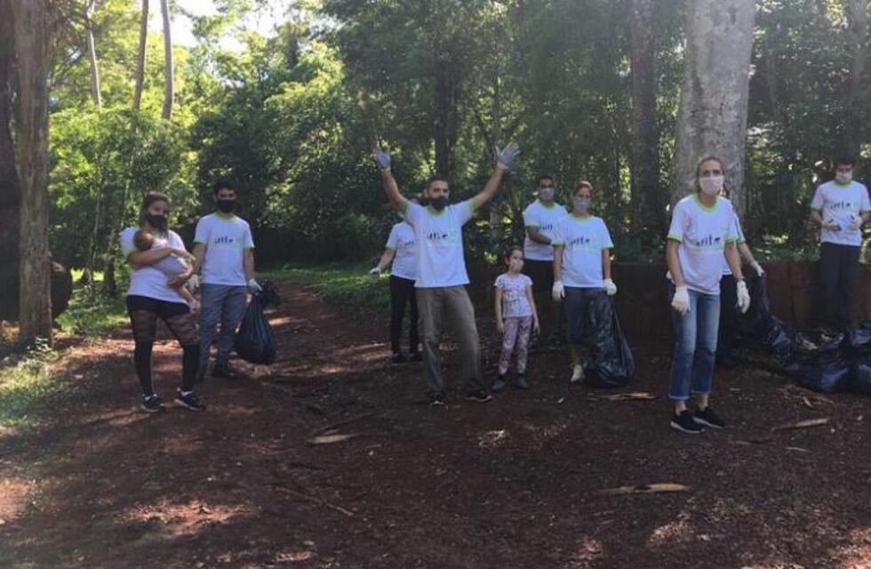Plogging en el Parque Iriapú: juntaron más de 60 kilos de basura