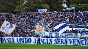 Por qué el vicepresidente de Gimnasia se volvió viral en las redes: la historia detrás del momento icónico.