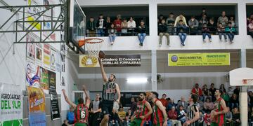 Torneo Oficial de Básquet de Tres Arroyos: triunfos de Quilmes, Blanco y Negro y Huracán