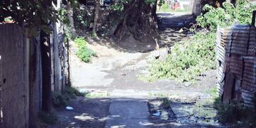 Los tiradores sorprendieron a las víctimas en un pasillo de Presidente Quintana y Avellaneda.