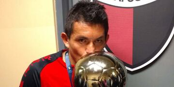 "Pulga" Rodríguez regresó a Colón, donde fue campeón del fútbol argentino. (La Voz  / Archivo)