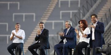 Un acto en La Plata fue la excusa para reunir a los principales cuadros del Frente de Todos. (Foto: Prensa CFK)