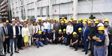 Manzur inauguró el Centro de Distribución de la Droguería Suizo Argentina.