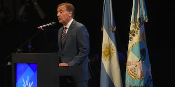 El gobernador Rodolfo Suárez fue el principal orador en la ceremonia de constitución del Consejo Económico, Social y Ambiental de Mendoza. (José Gutiérrez/Los Andes)