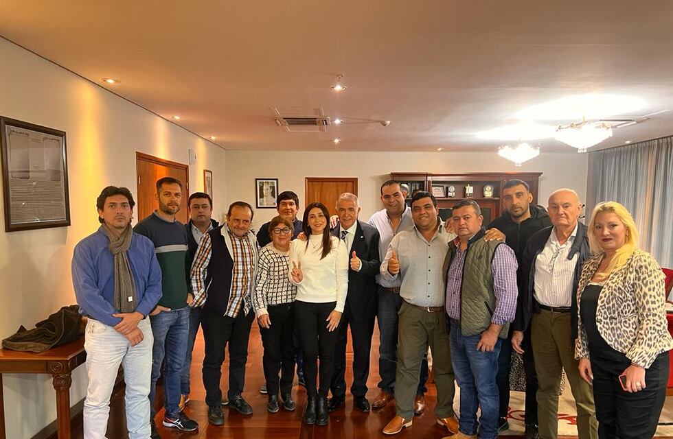 Legislatura: Jaldo recibió a vecinos y productores del Este tucumano