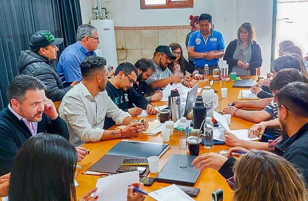 El Gobierno de Tierra del Fuego cierra un nuevo acuerdo salarial con el escalafón seco