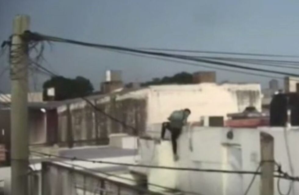 Video: en Córdoba, robaron de todo y se escaparon por el techo, pero los detuvieron