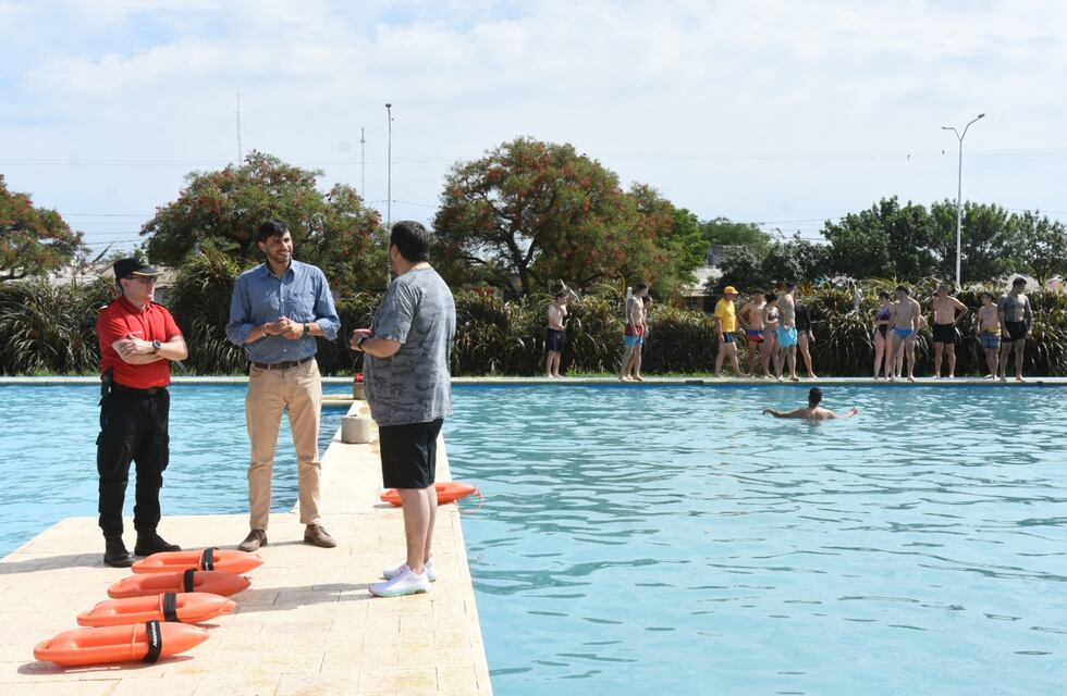 Curso de salvamento en natatorio