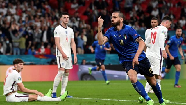 Leonardo Bonucci aprovechó un revuelo en el área para convertir la igualdad / AFP.