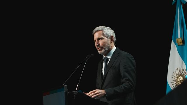 Rogelio Frigerio viajó a España en busca de inversiones para obras en Entre Ríos