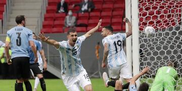 Guido Rodríguez marcó el 1-0 de la Selección Argentina sobre Uruguay.