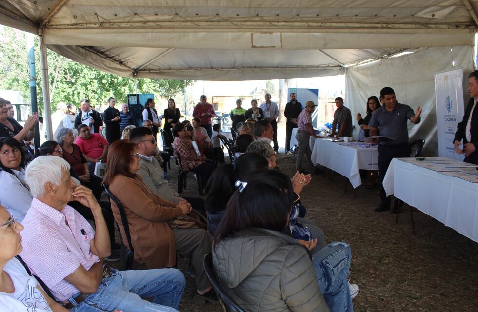 Más de 500 familias tucumanas recibieron las escrituras de sus viviendas