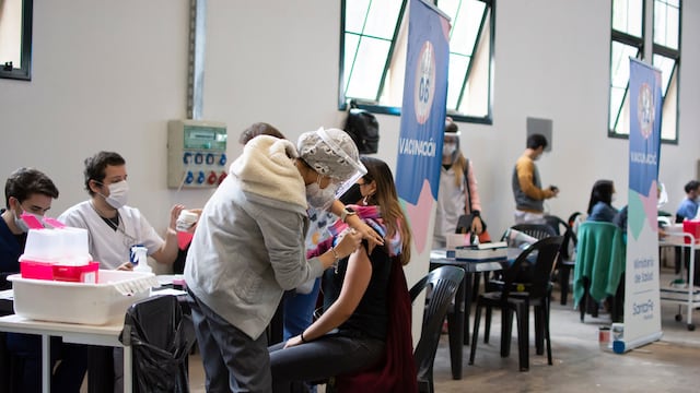 Ya se aplicaron 1.114.307 vacunas contra el COVID-19.