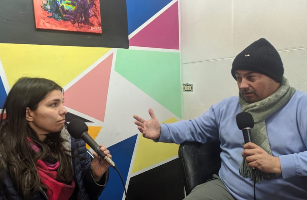 Padres de alumnos de la Escuela PROA reclaman la finalización de la obra del edificio en Arroyito