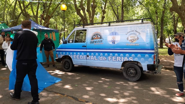 El director Nacional de Políticas Integradoras del Ministerio de Desarrollo Social, Rafael Klejzer encabezó el lanzamiento oficial en la Feria del Buen Vivir.
