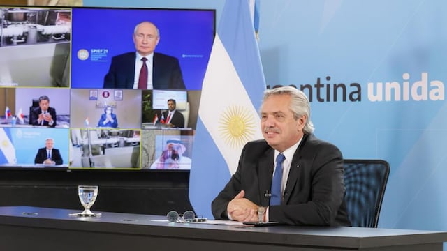 Alberto Fernandez en conferencia con Putin anunciaron oficialmente la producción de la Sputnik en Argentina. (Foto: Presidencia de la Nación)