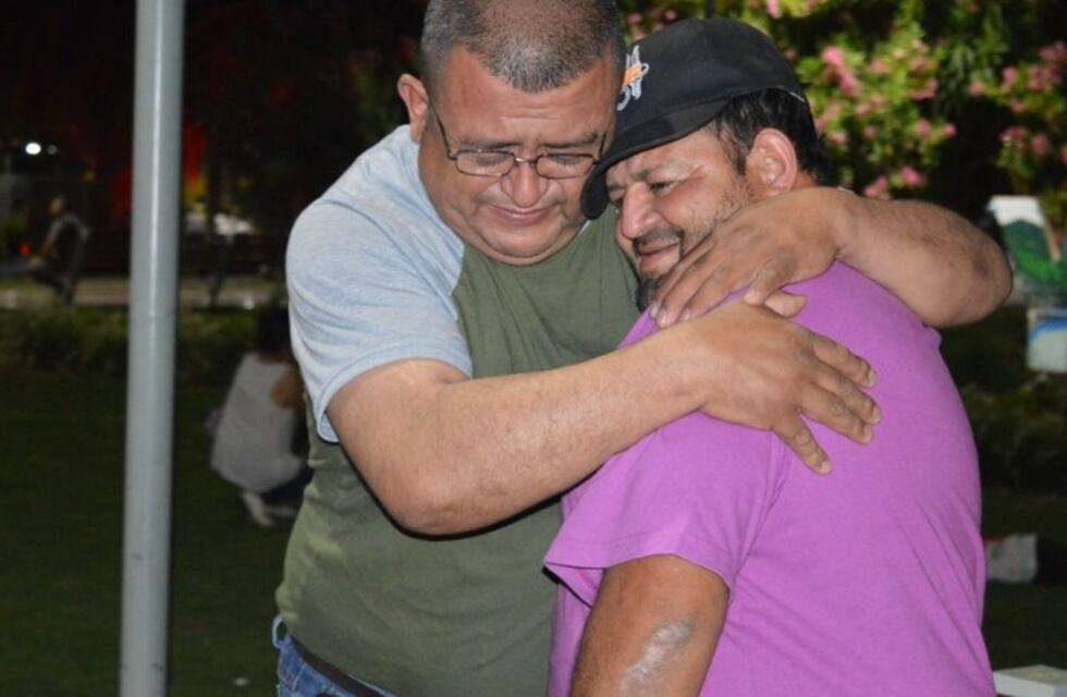 La conmovedora historia de los hermanos mellizos separados al nacer, que se reencontraron a los 48 años en Catamarca