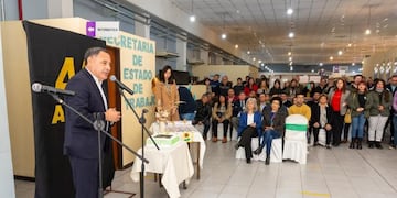 La Secretaría de Trabajo de Tucumán celebra cuatro décadas de compromiso y dedicación.