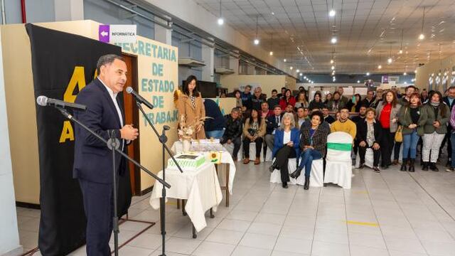 La Secretaría de Trabajo de Tucumán celebra cuatro décadas de compromiso y dedicación.