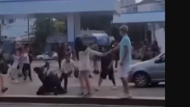 Feroz pelea a la salida de un boliche