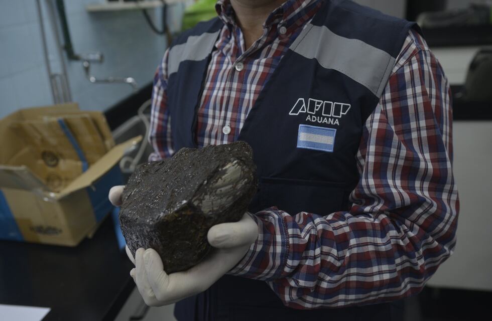 La Aduana secuestró un meteorito que un viajero traía en su auto desde Chile