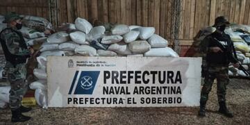 Incautan más de 20 toneladas de maíz en El Soberbio.