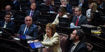 La jefa del bloque La Libertad Avanza, Patricia Bullrich, en la sesión por el Presupuesto (Foto: Comunicación Senado)