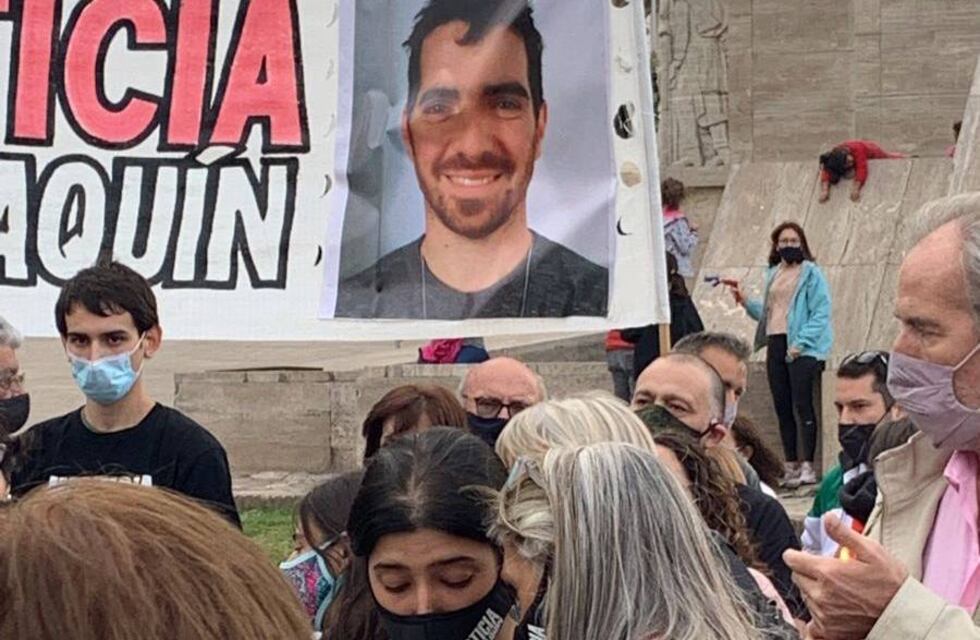 Reclamo de justicia por del crimen de Joaquín Pérez se renovó en el Monumento