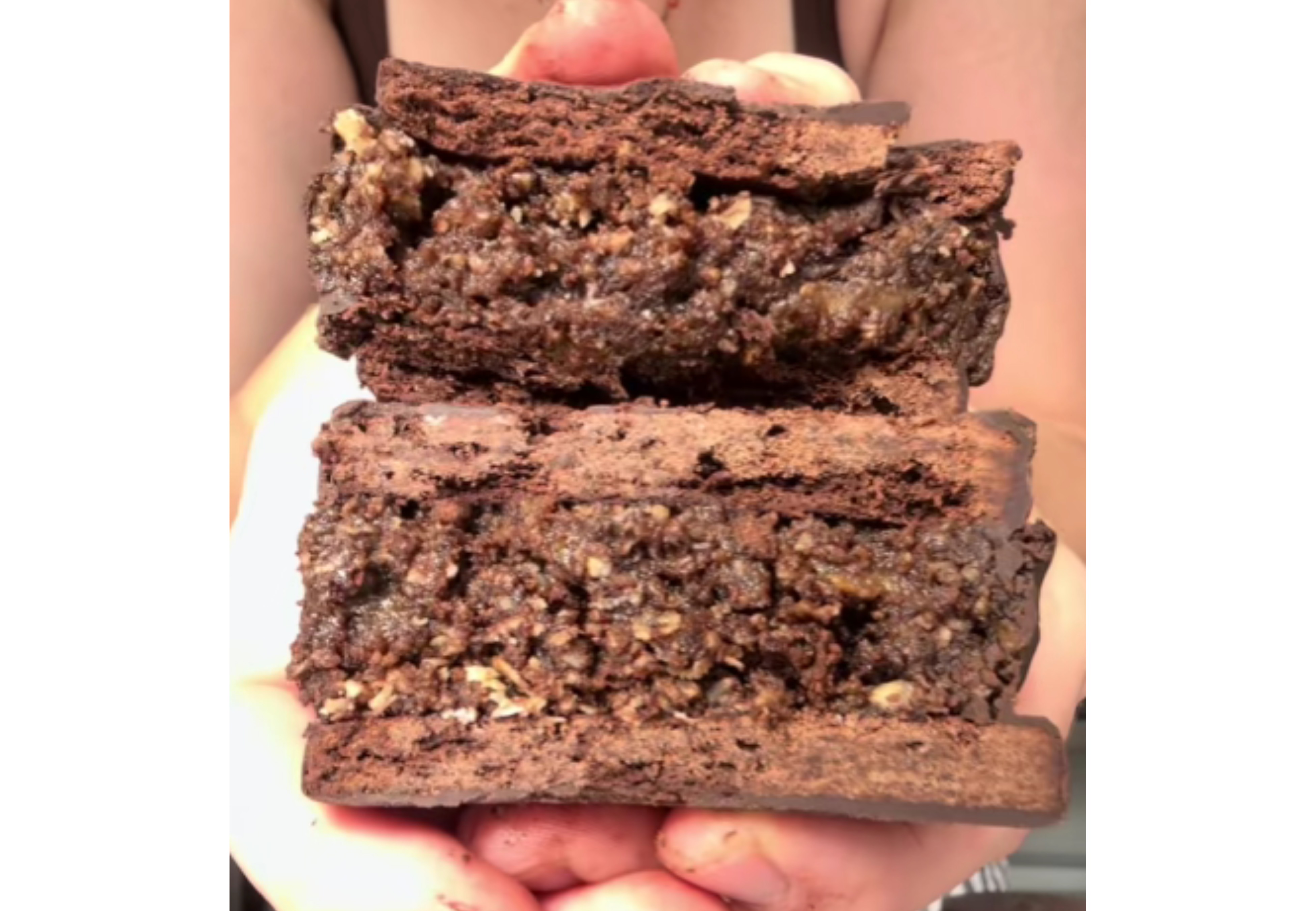 Así queda el alfajor por dentro.