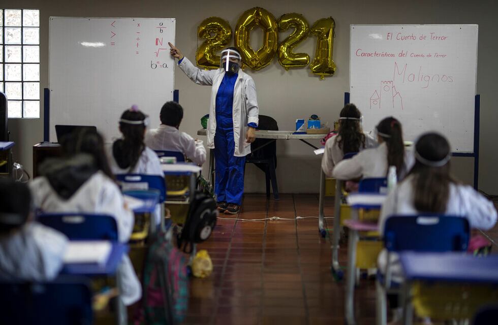 Regreso a clases en Tierra del Fuego: “Será por niveles, en grupos y muy cuidada”