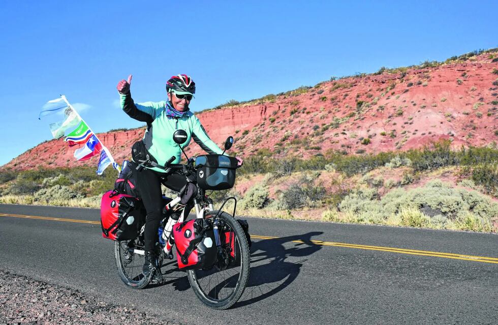 Una mujer de 72 años pedaleó 550 km para homenajear a los veteranos de Malvinas