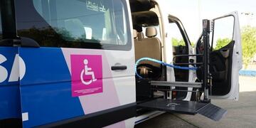 Minibus para personas discapacitadas de San Luis.