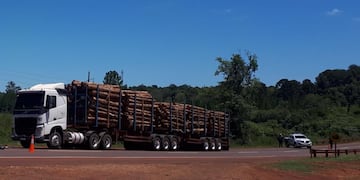 Puerto Esperanza: motociclista falleció tras choque con un camión