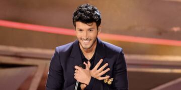Sebastián Yatra en los Premios Oscar 2022.