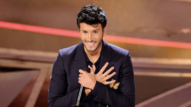 Sebastián Yatra en los Premios Oscar 2022.