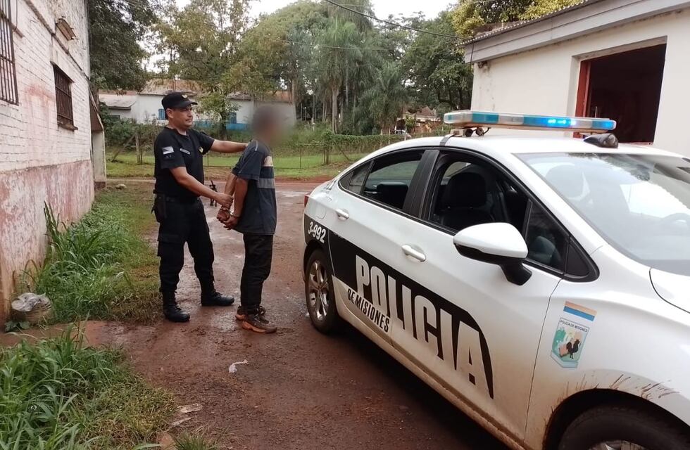 Eldorado: ocultó elementos robados entre sus prendas y fue detenido
